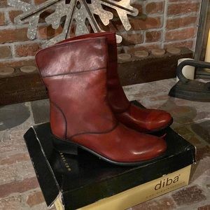 Diba cherry red boots